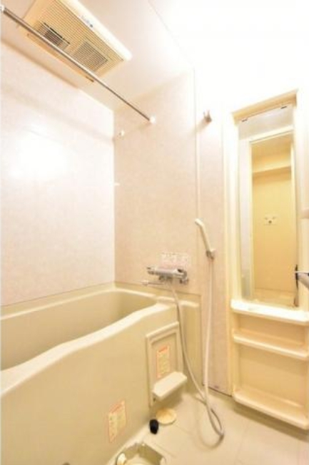 バス・シャワールーム　風呂