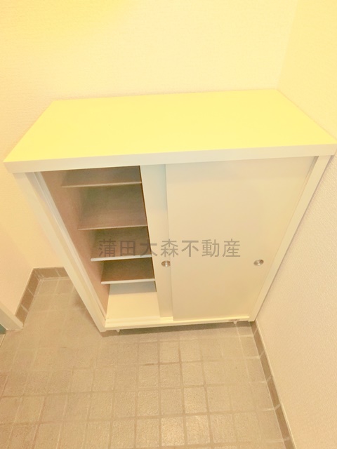 収納　シューズボックス