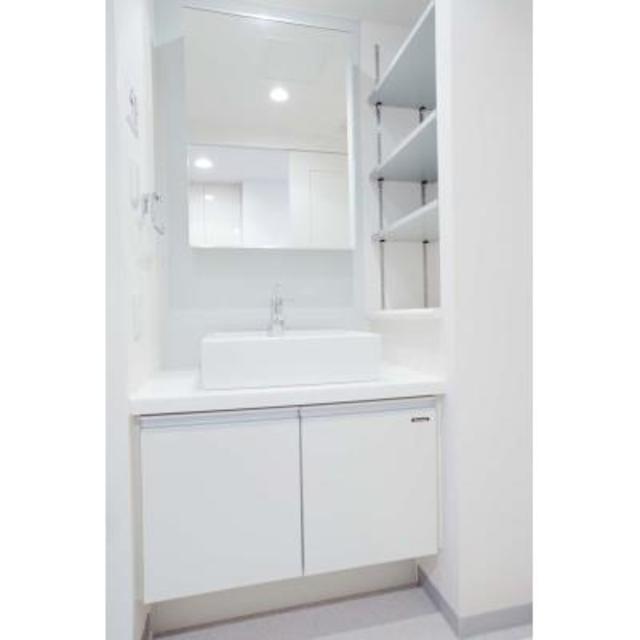 洗面設備　※写真は同タイプ住戸です。