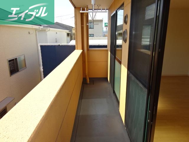 バルコニー　ベランダ