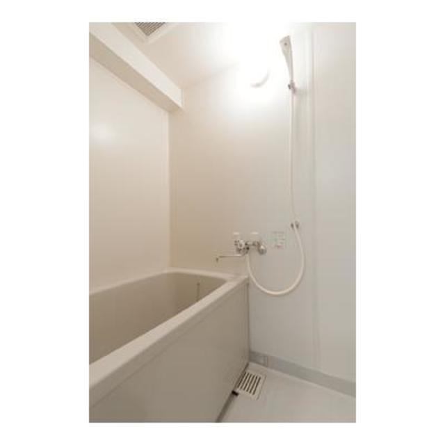 バス・シャワールーム　※写真は同タイプ住戸です。