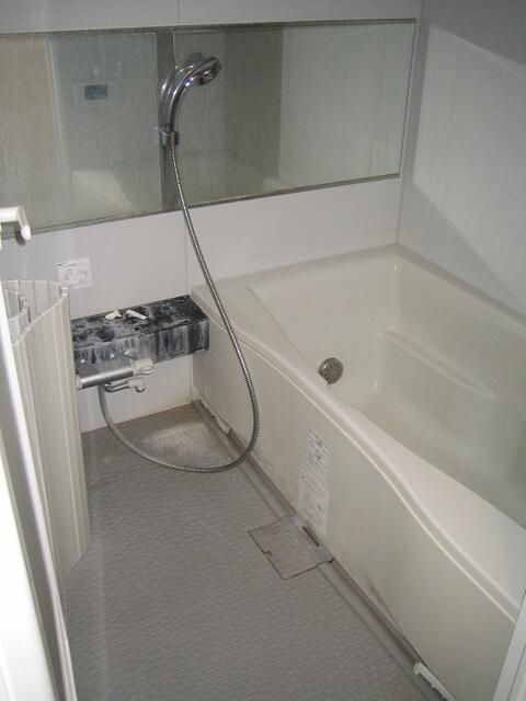 バス・シャワールーム　別タイプ部屋　参考写真です