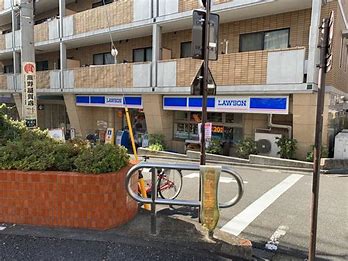 コンビニ　ローソン落合南長崎駅前店（コンビニ）まで332m