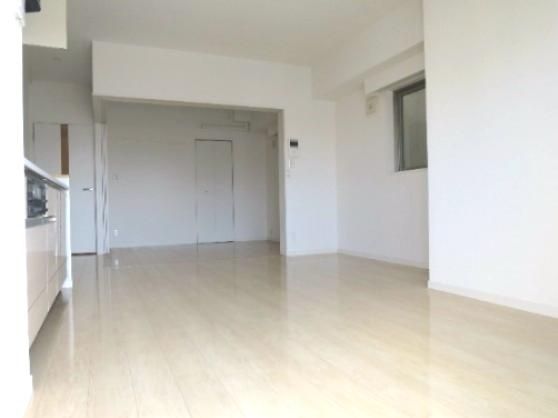 居室・リビング　☆明るい居室☆