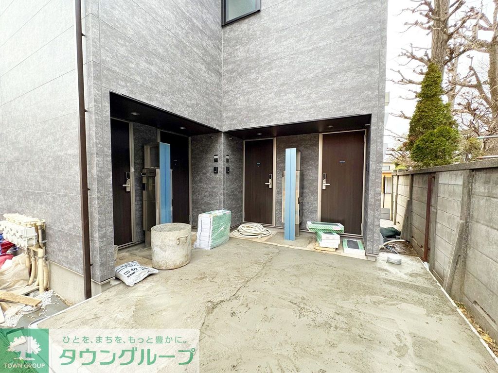 エントランス　エントランス