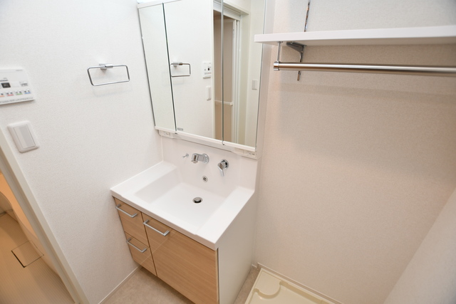 洗面設備　独立洗面台