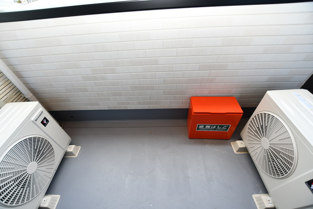 バルコニー　バルコニー