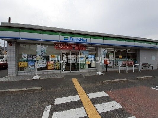 コンビニ　ファミリーマート 桜井安倍木店（コンビニ）まで336m