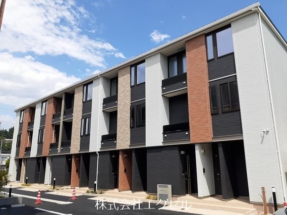 建物外観　2023年7月完成の新築です。