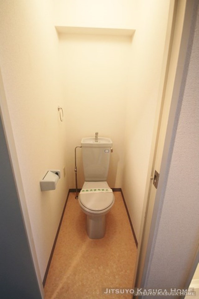 トイレ　同間取りの参考写真