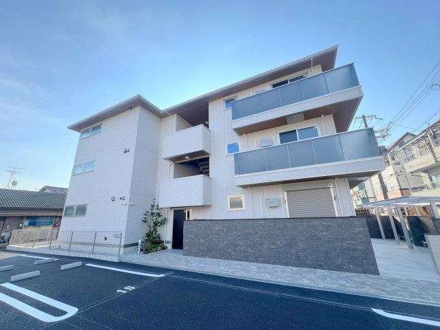 建物外観　綺麗な外観の素敵なお部屋があなたを待っています。