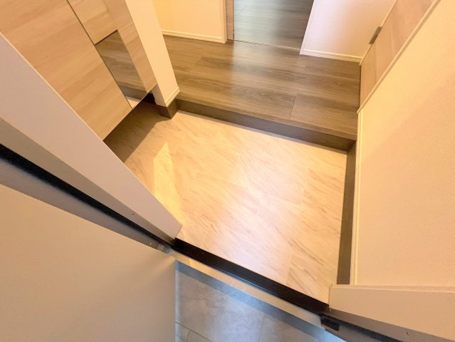 玄関　素敵な玄関は毎朝あなたを元気に送りだしてくれますよ。