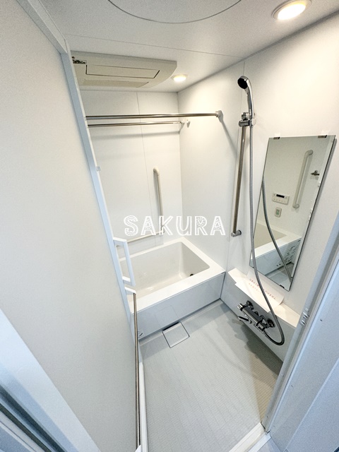 バス・シャワールーム　日々の疲れを癒すお風呂です♪