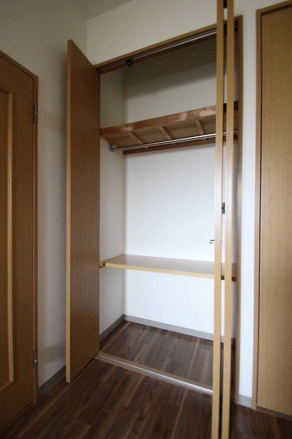 収納　同物件別号室のものです。