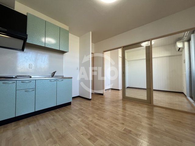 居室・リビング　ES-Grande江坂公園　リビング