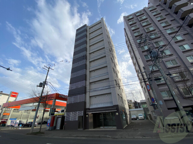 建物外観　札幌市中央区宮の森３条「クレステージ宮の森」