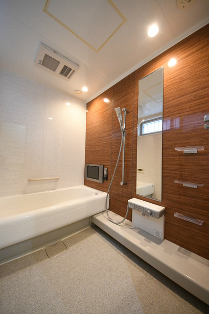 バス・シャワールーム