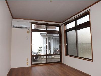 居室・リビング　室内の写真（イメージ）