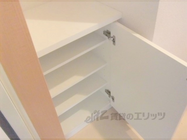 収納　下駄箱