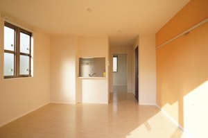 居室・リビング　12.1帖のLDK☆２面採光で明るいお部屋です☆