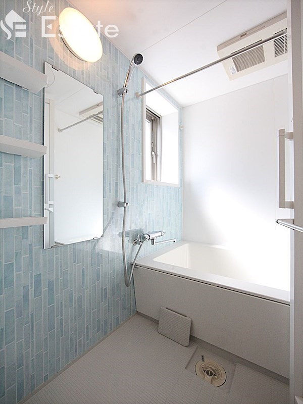 バス・シャワールーム　バスルーム