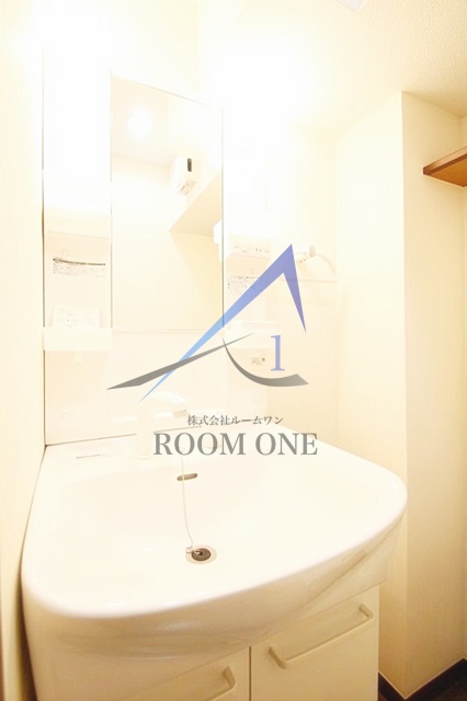 洗面設備　洗面台です。