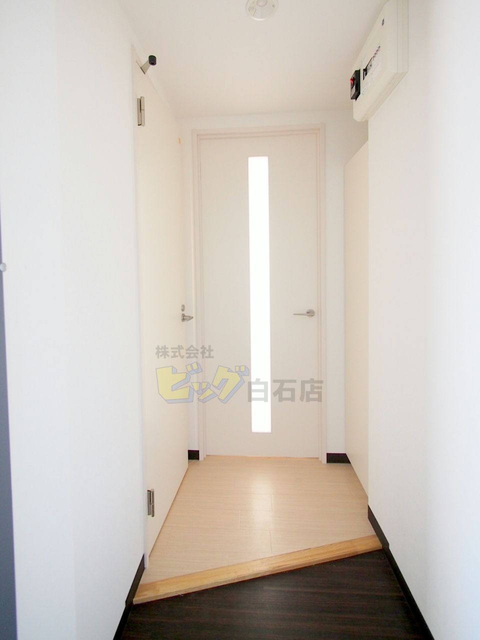 玄関　広々とした玄関です♪