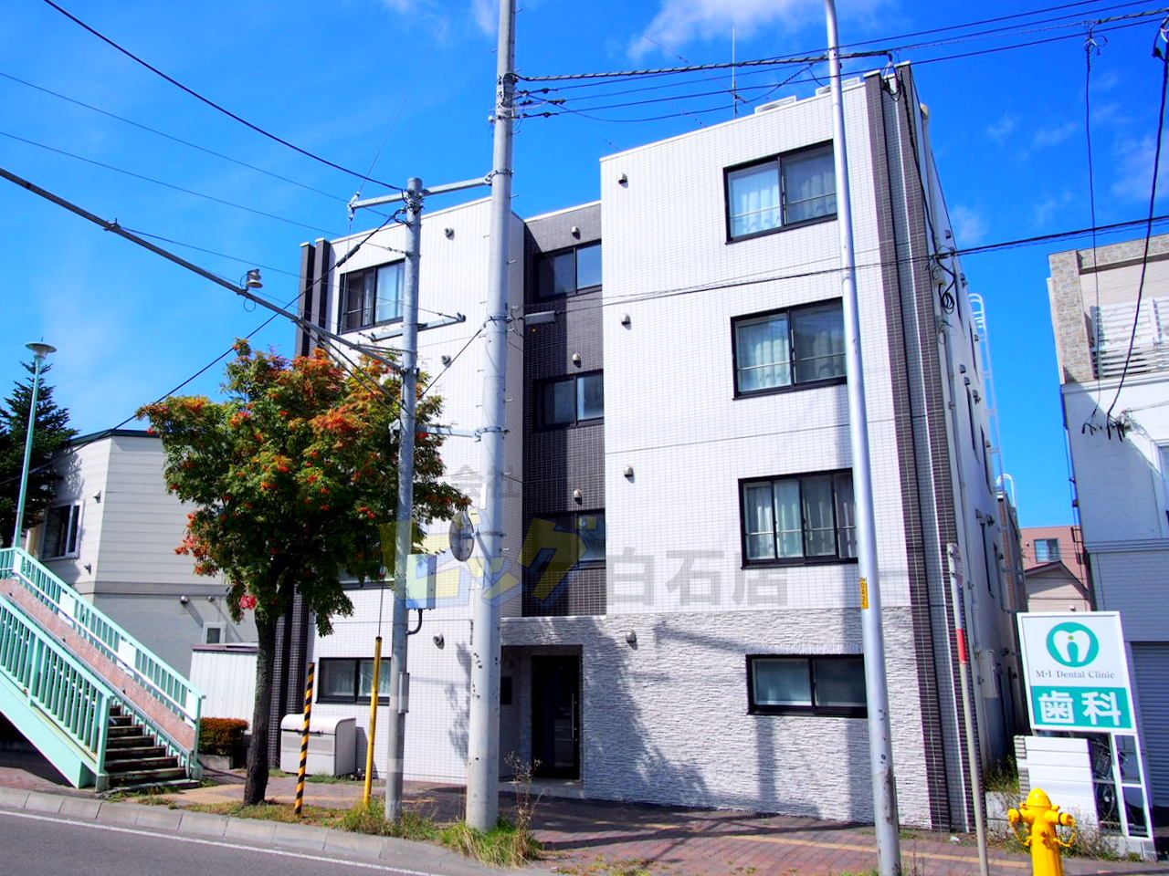 建物外観　都市ガス＆Ｗｉ－Ｆｉ付ネット無料採用の１LDKです♪