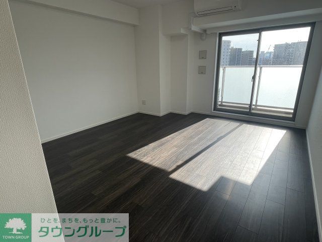 居室・リビング　カーテン・照明はつきません※参考写真