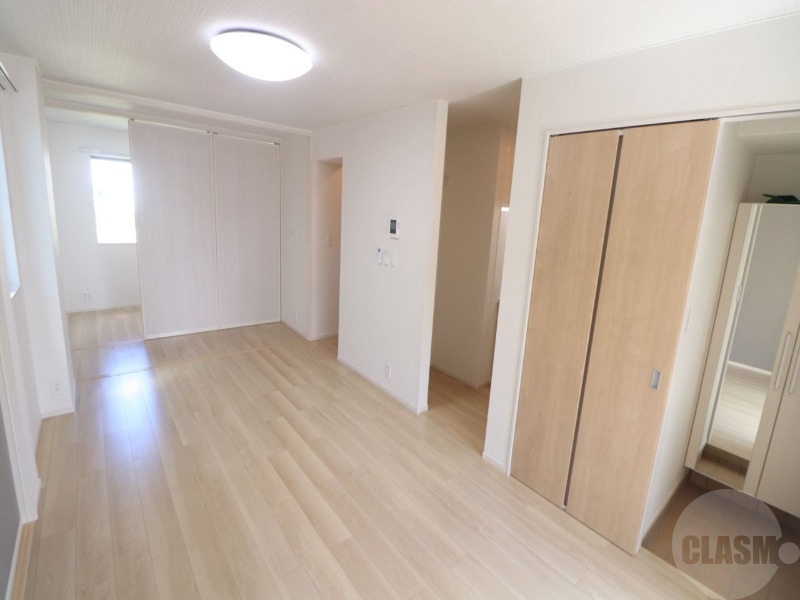 居室・リビング　１１．５帖のリビング