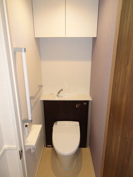 トイレ　★温水洗浄便座★