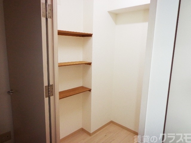 その他設備　便利なウォークイン！！