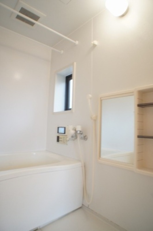 バス・シャワールーム　図面と現状に相違がある場合には現状を優先