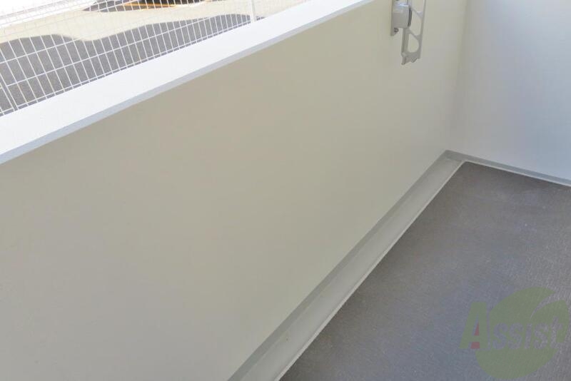 バルコニー　バルコニーは洗濯物がしっかり干せそうな広さが有ります。