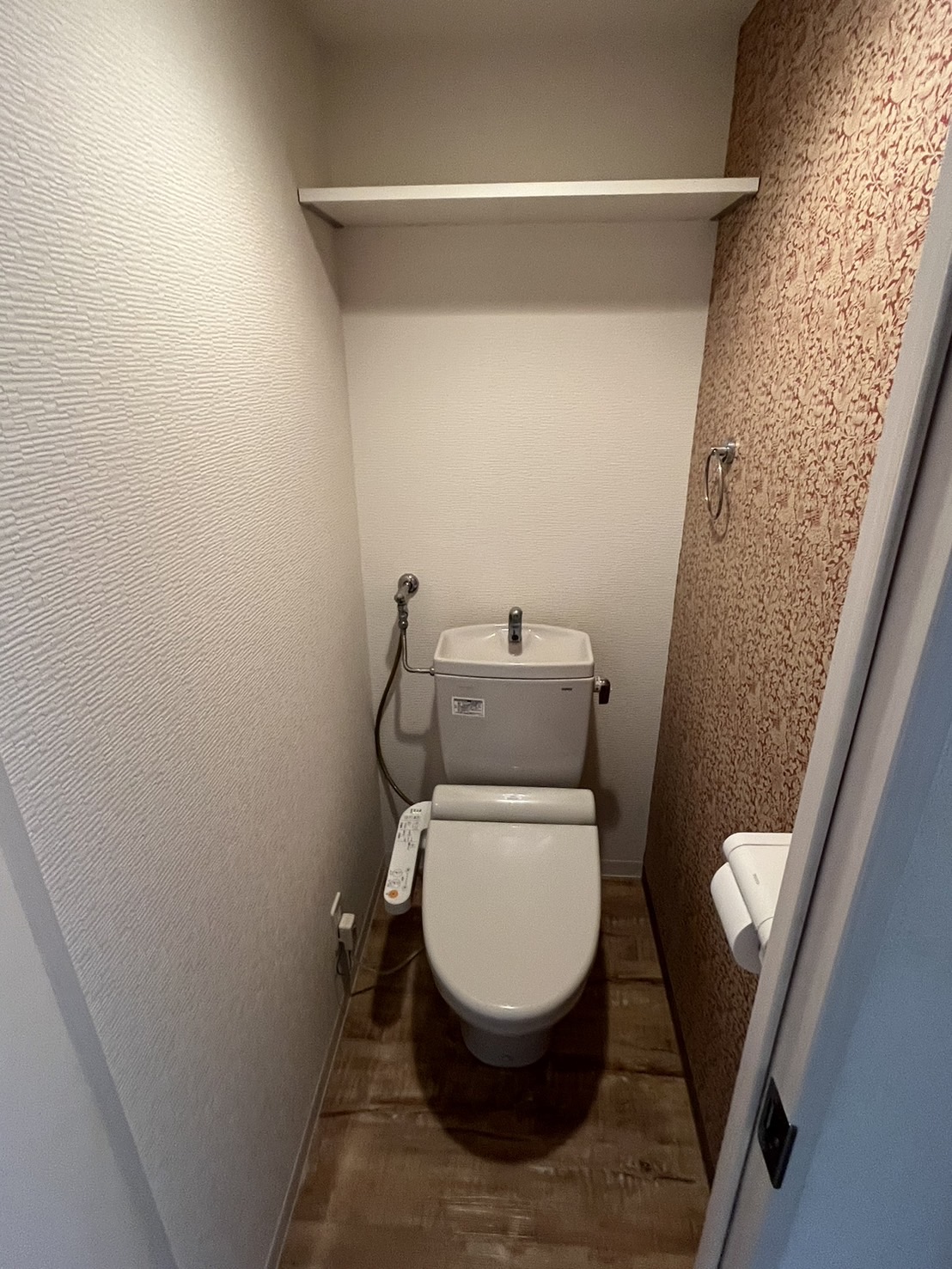 トイレ　※他号室のお写真です