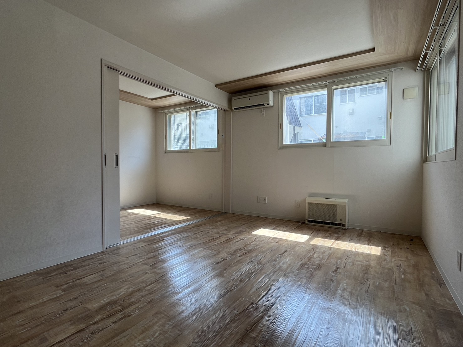 居室・リビング　※他号室のお写真です