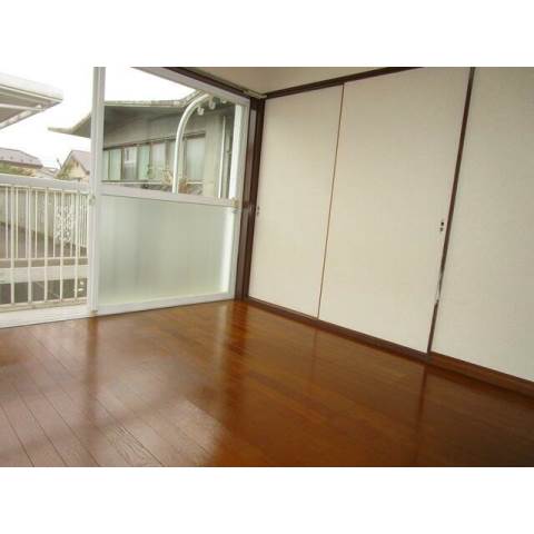 居室・リビング　沖の根ニューハイツの洋室