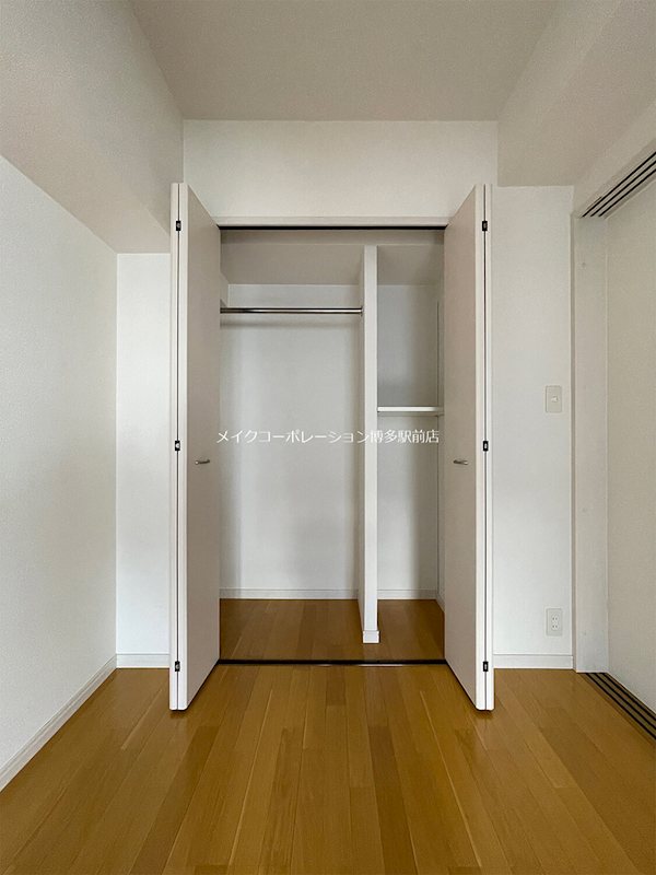 収納　※入居中の為別部屋写真使用現状優先