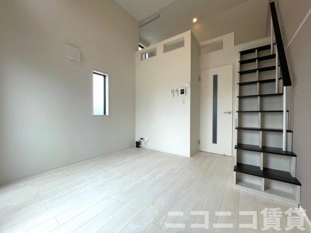 居室・リビング　モデルルームの為、現状を優先致します。