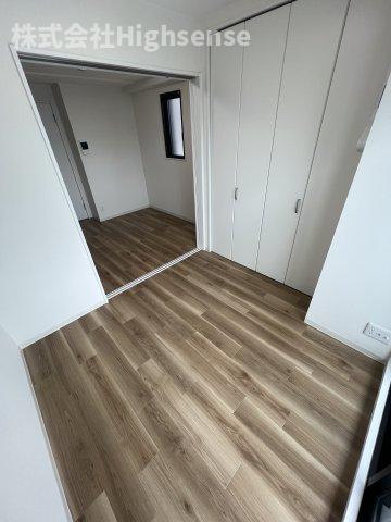 居室・リビング　個人の部屋や寝室として使える洋室です