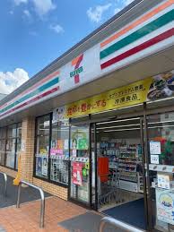 コンビニ　セブンイレブン足立西新井6丁目店（コンビニ）まで156m
