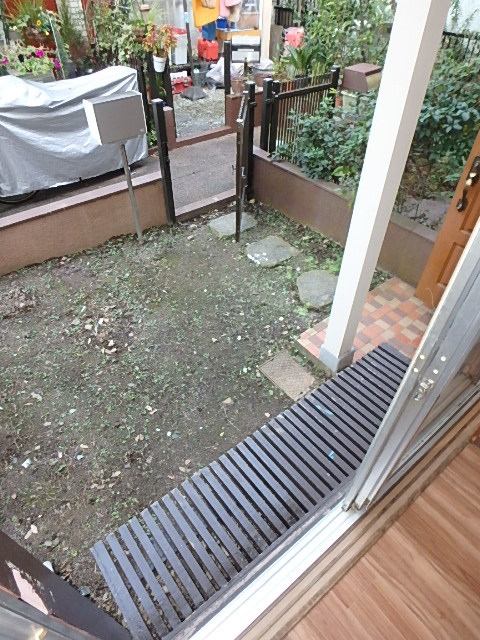 庭　ガーデニングが趣味の方もこちらで。。