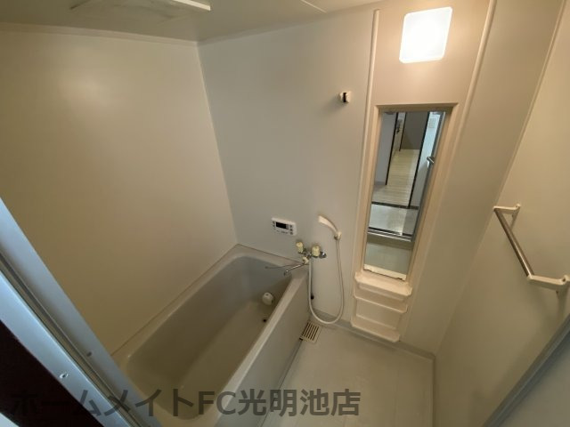 バス・シャワールーム　きれいなお風呂です