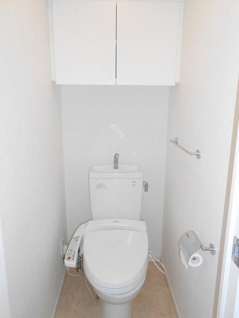 トイレ　別号室参考写真