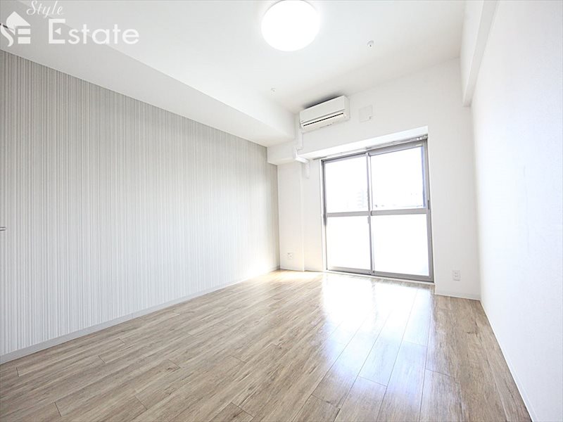 居室・リビング　内装