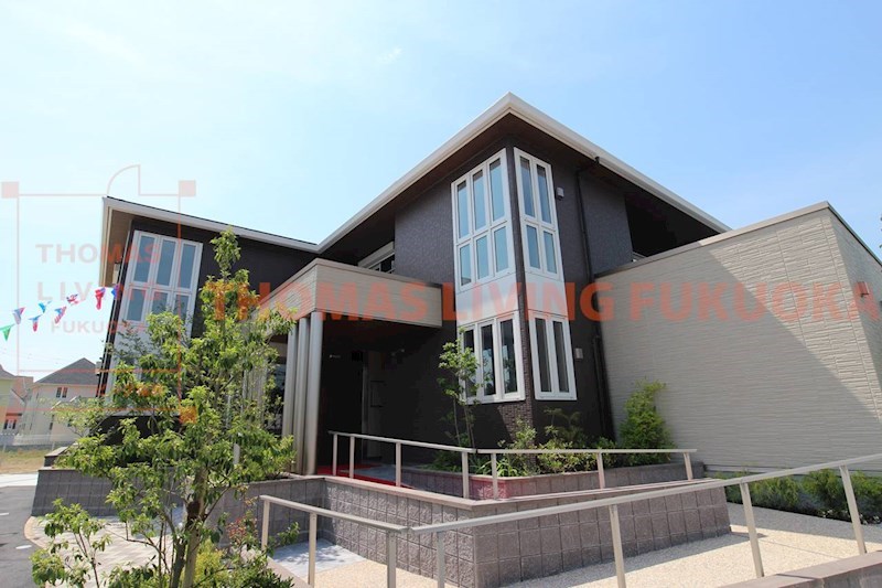 建物外観　外観。お部屋探しはトーマスリビングへ。