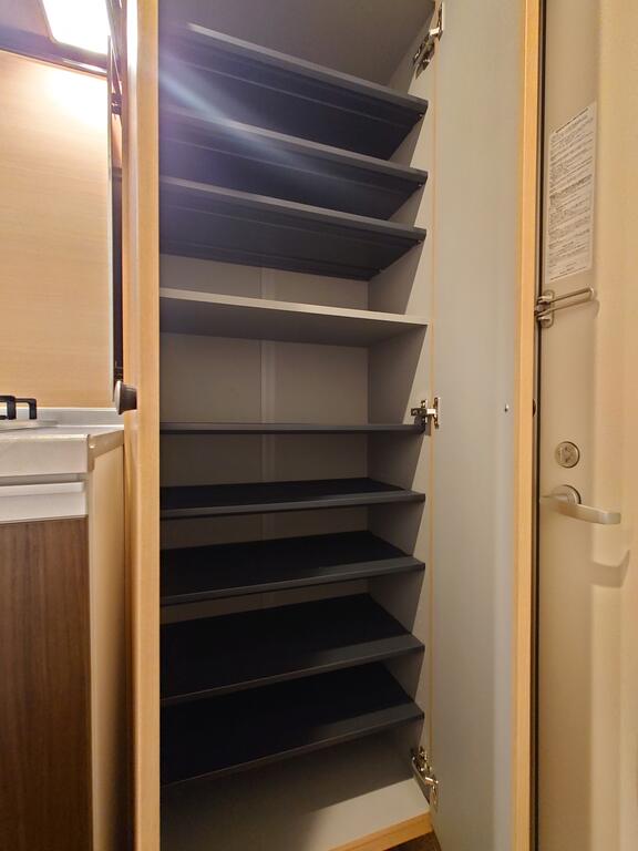 玄関　賃貸アパート　白鷺　鷺ノ宮　阿佐ヶ谷　ロフト付き　1K