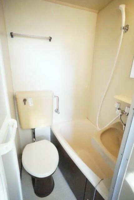 バス・シャワールーム　バスルーム