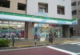 コンビニ　ファミリーマート一之江七丁目店（コンビニ）まで130m