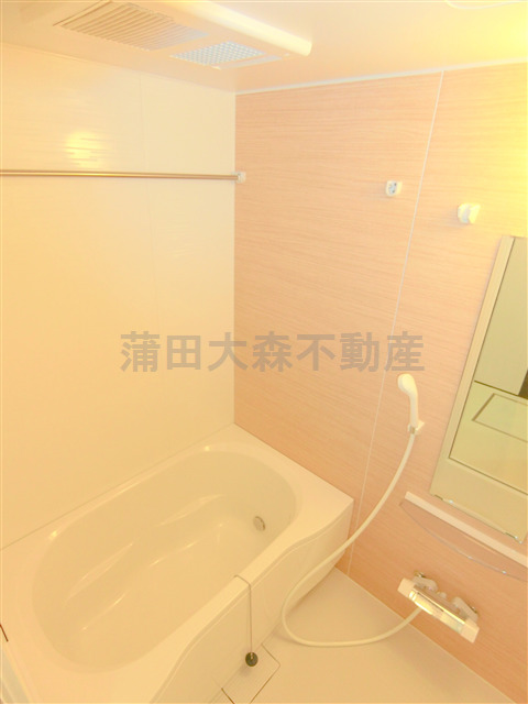 バス・シャワールーム　追焚+浴室乾燥機機能付のお風呂　バスルーム